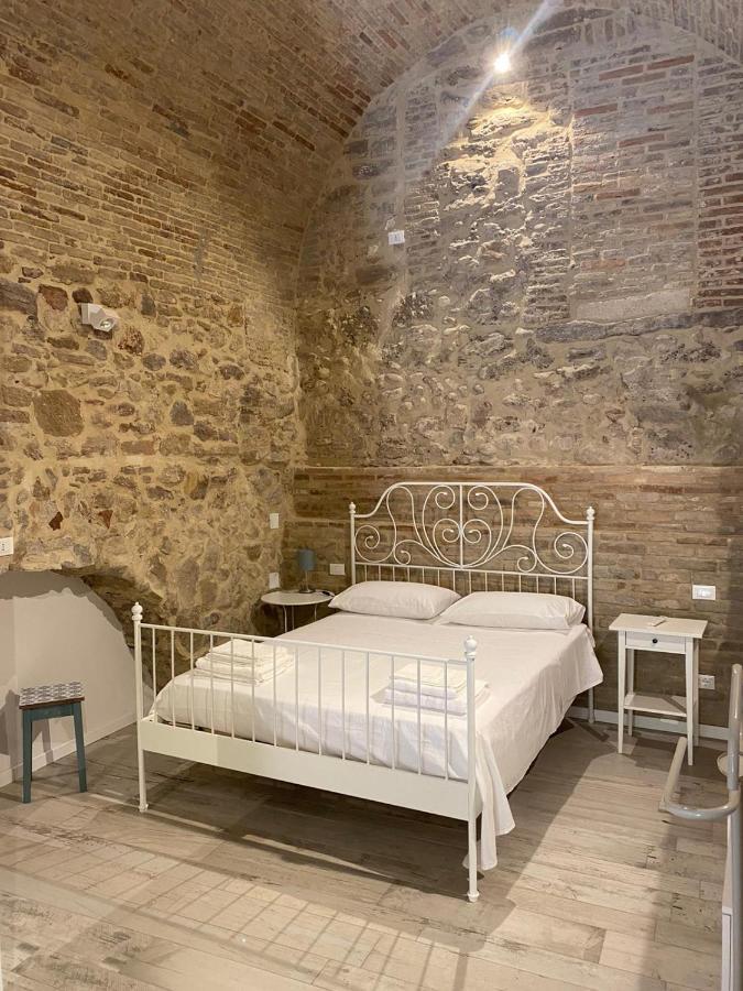 Apartmán Le Volte Nel Borgo Termoli Exteriér fotografie