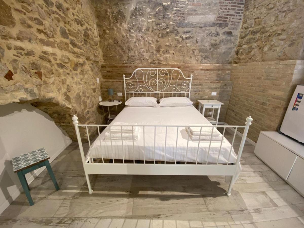 Apartmán Le Volte Nel Borgo Termoli Exteriér fotografie