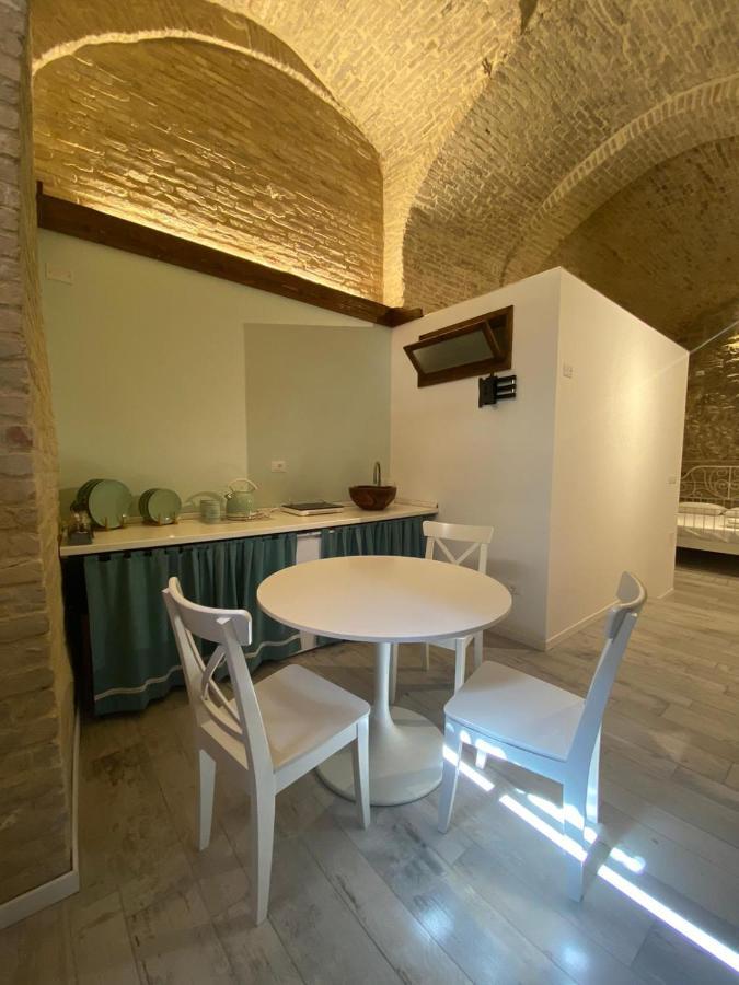 Apartmán Le Volte Nel Borgo Termoli Exteriér fotografie